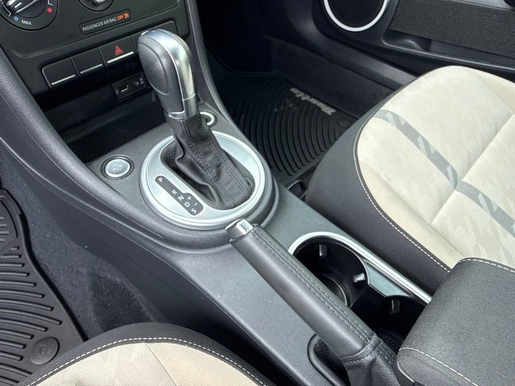 Used 2018 Volkswagen Beetle 2.0T Coast FWD image 23