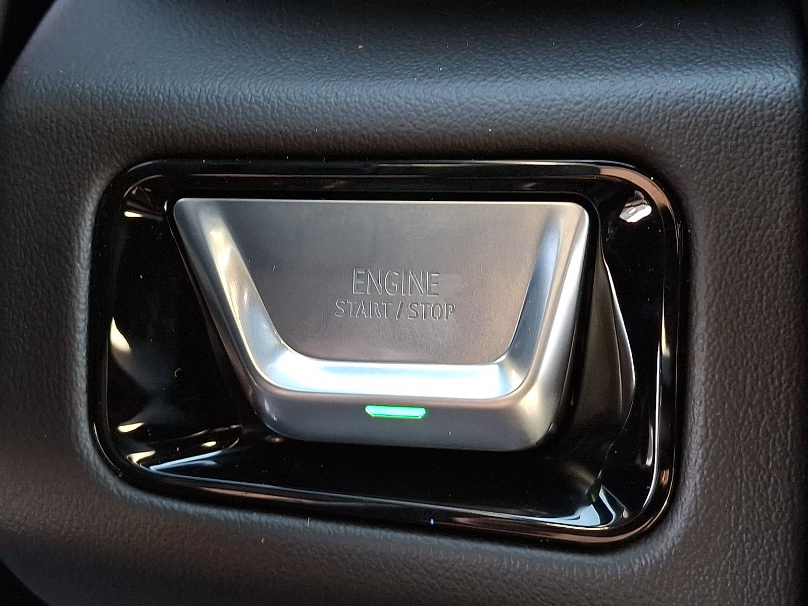 New 2026 GMC Yukon Elevation w/ LPO, Floor Liner Package image 18