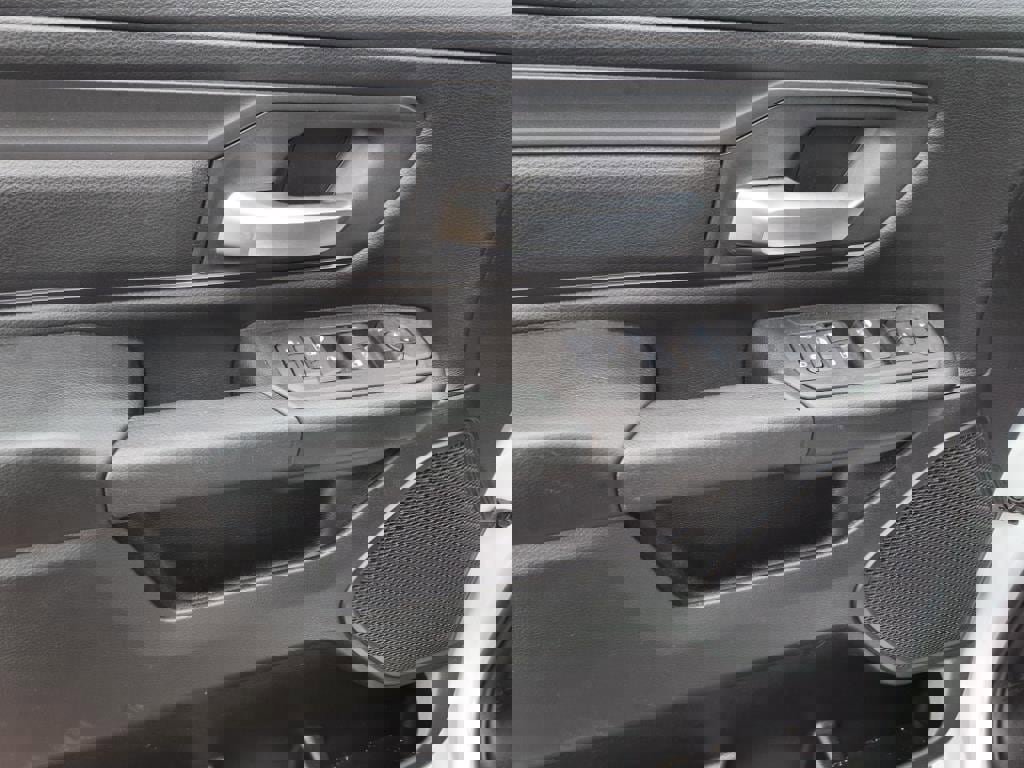 Used 2025 RAM 1500 Tradesman w/ Night Edition image 12