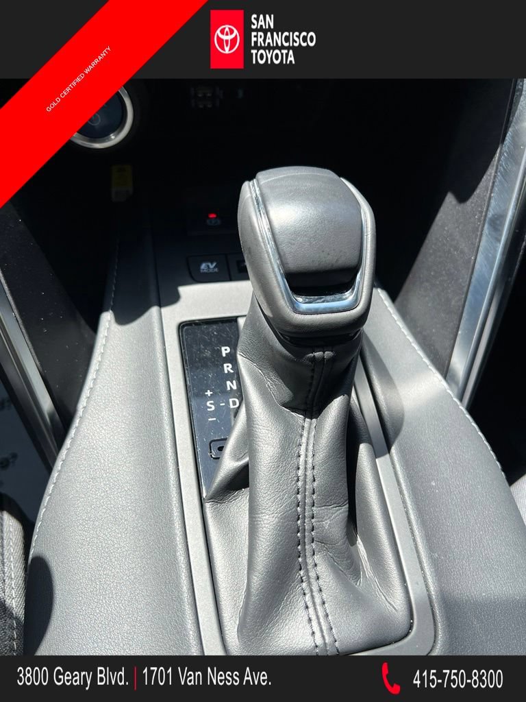 Certified 2021 Toyota Venza LE AWD/4WD image 25
