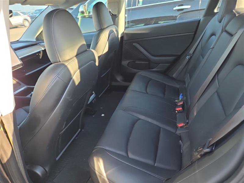 Used 2023 Tesla Model 3 Standard Range RWD image 7
