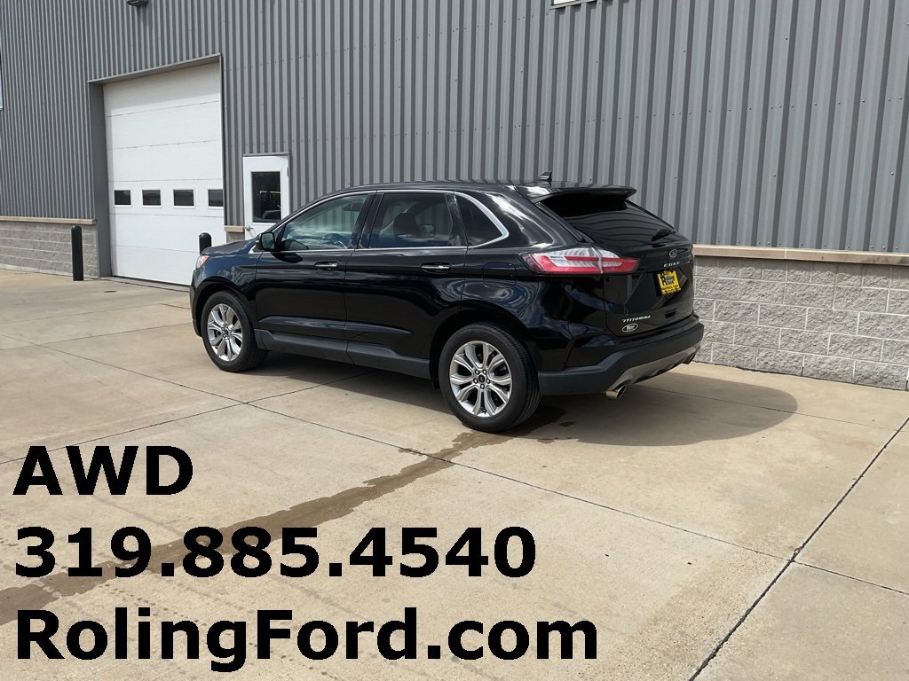 Used 2024 Ford Edge Titanium image 3