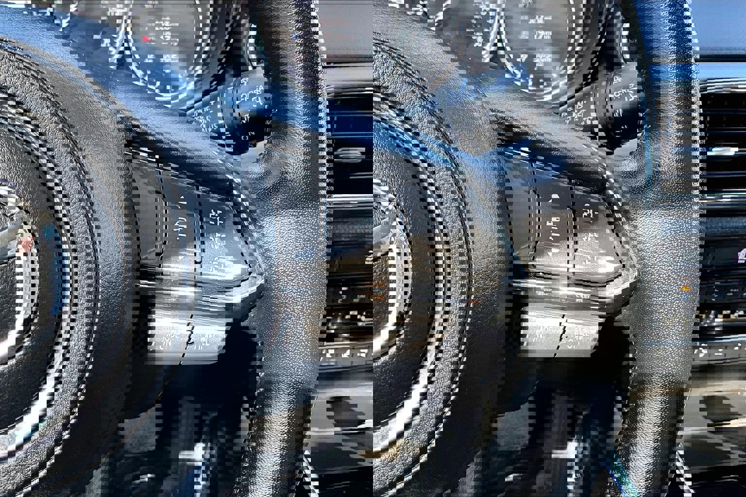 Used 2023 MAZDA CX-9 Touring Plus image 18