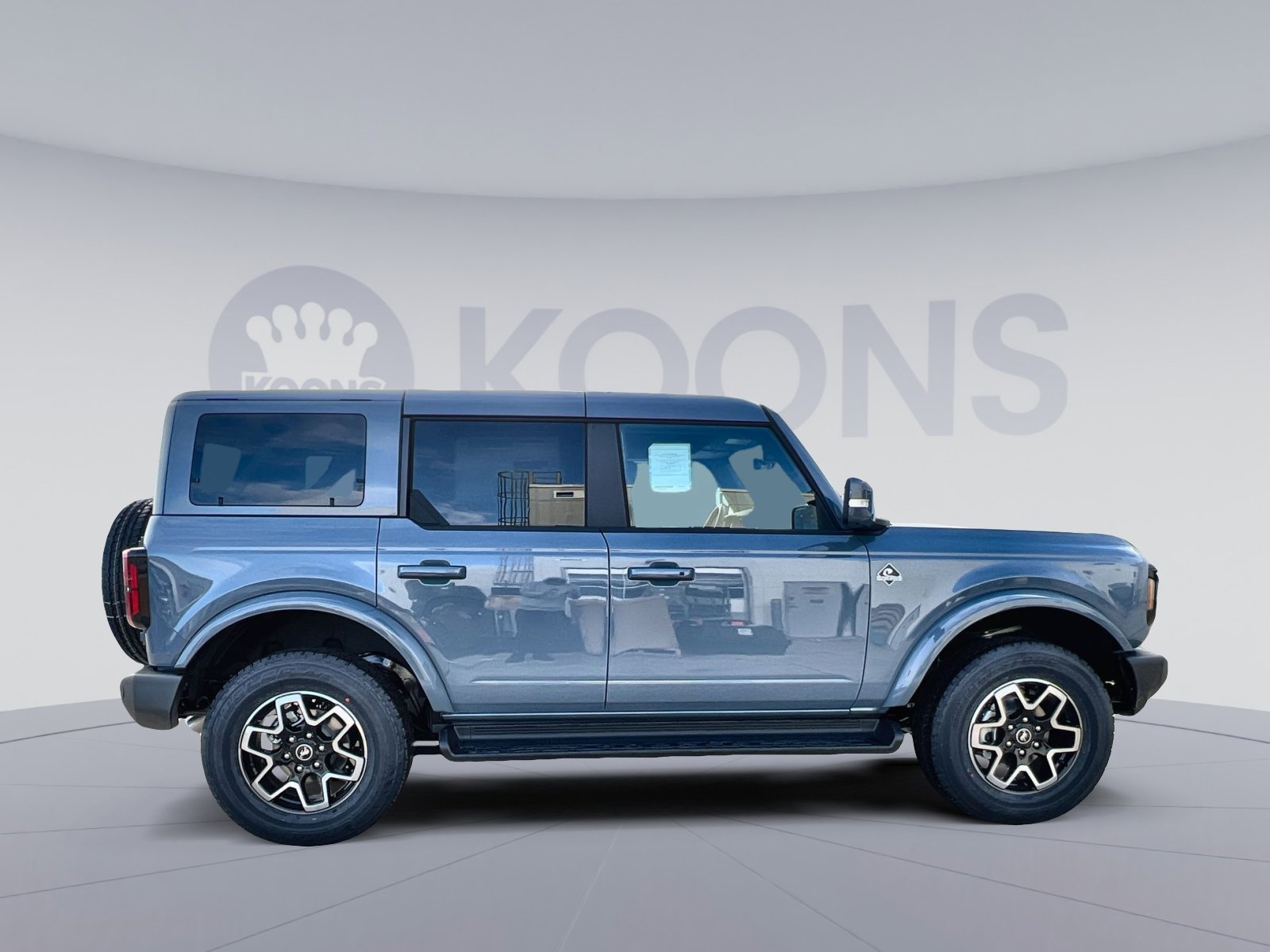 New 2025 Ford Bronco Outer Banks image 8