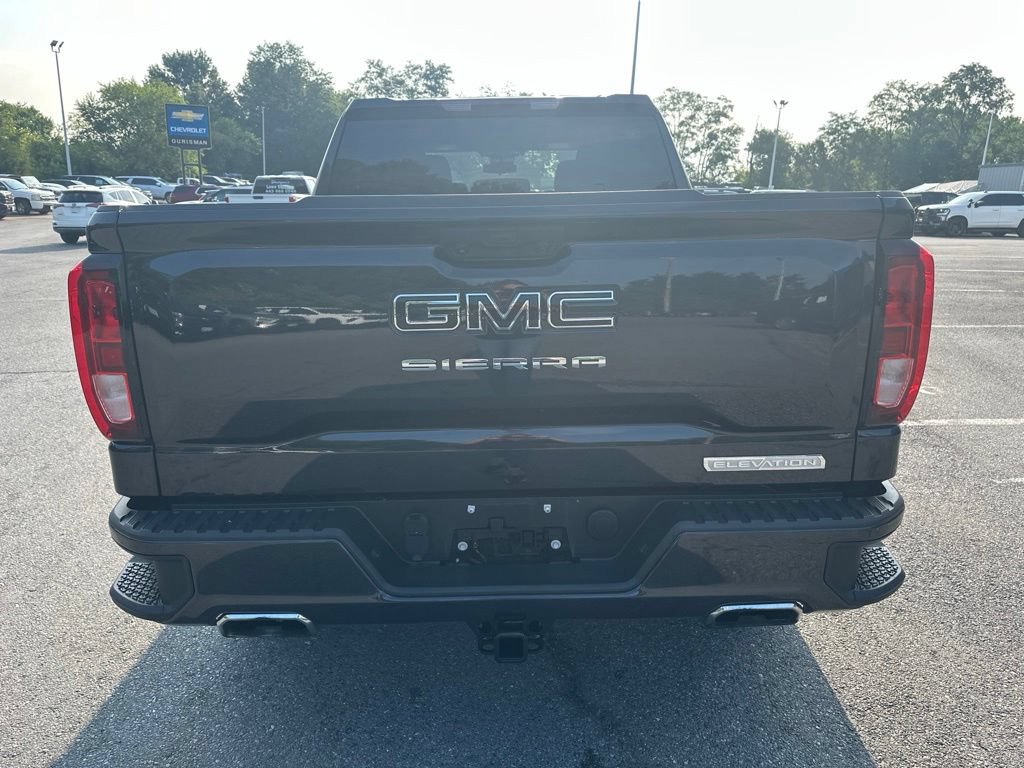 Used 2024 GMC Sierra 1500 Elevation w/ LPO, Elevation Black Package AWD/4WD image 6