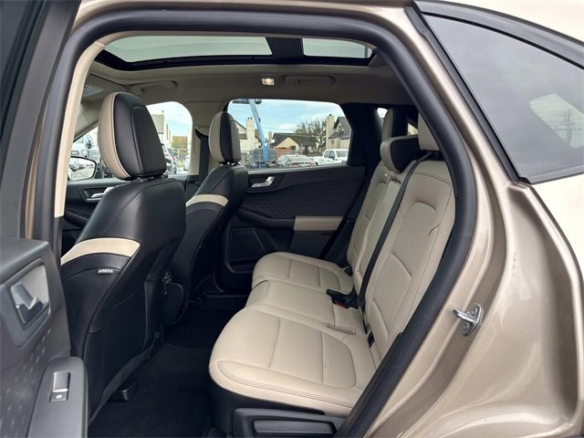 Used 2020 Ford Escape SE Sport image 14