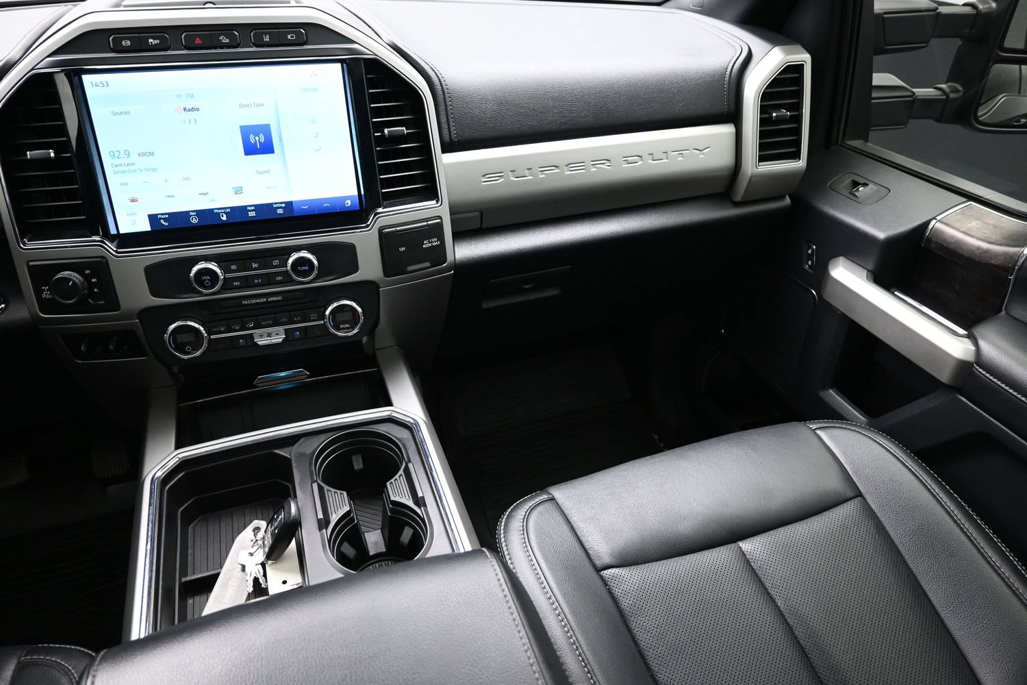Used 2022 Ford F250 Lariat w/ Tremor Off-Road Package AWD/4WD image 36