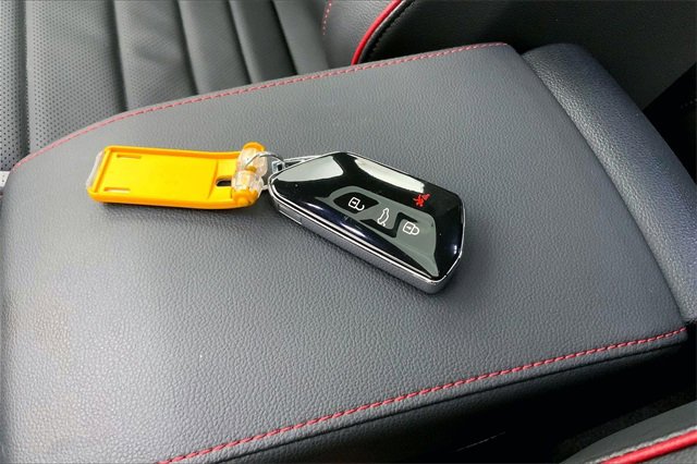 Used 2024 Volkswagen GTI Autobahn image 11