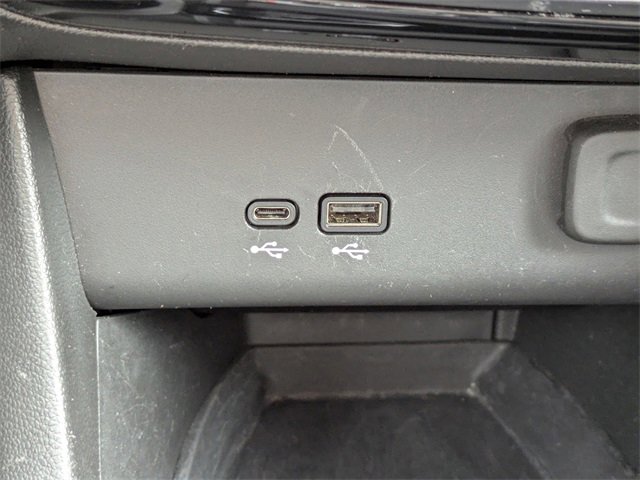 Used 2024 Buick Encore GX Sport Touring image 24