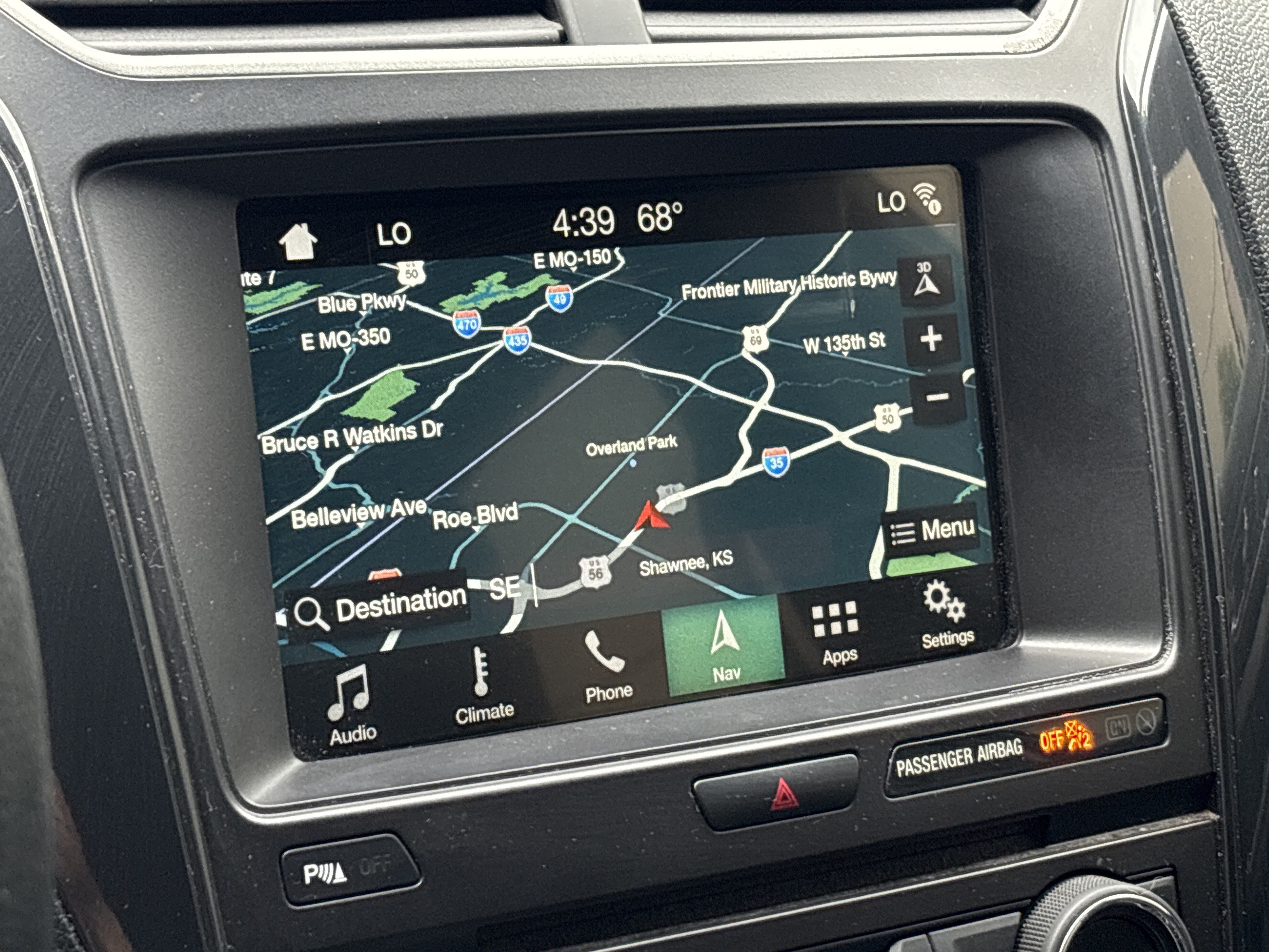 Used 2018 Ford Explorer XLT w/ Equipment Group 202A FWD image 24
