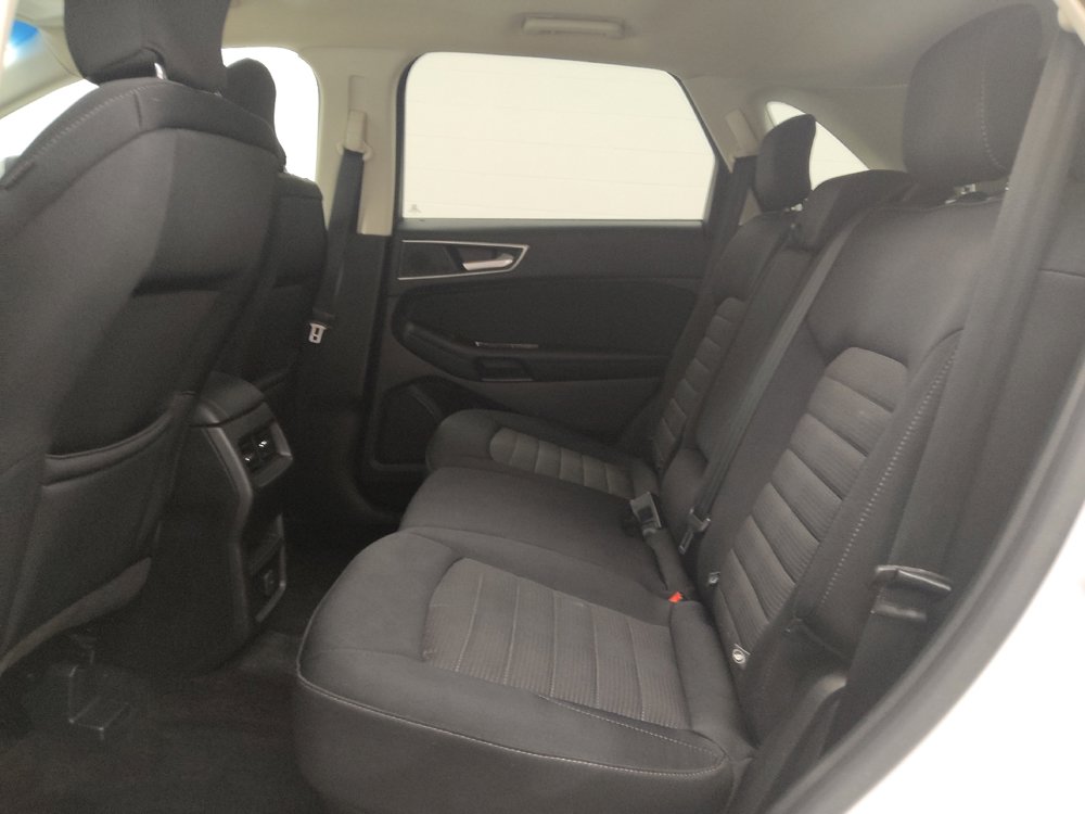 Used 2018 Ford Edge SEL w/ Cargo Accessory Package AWD/4WD image 18