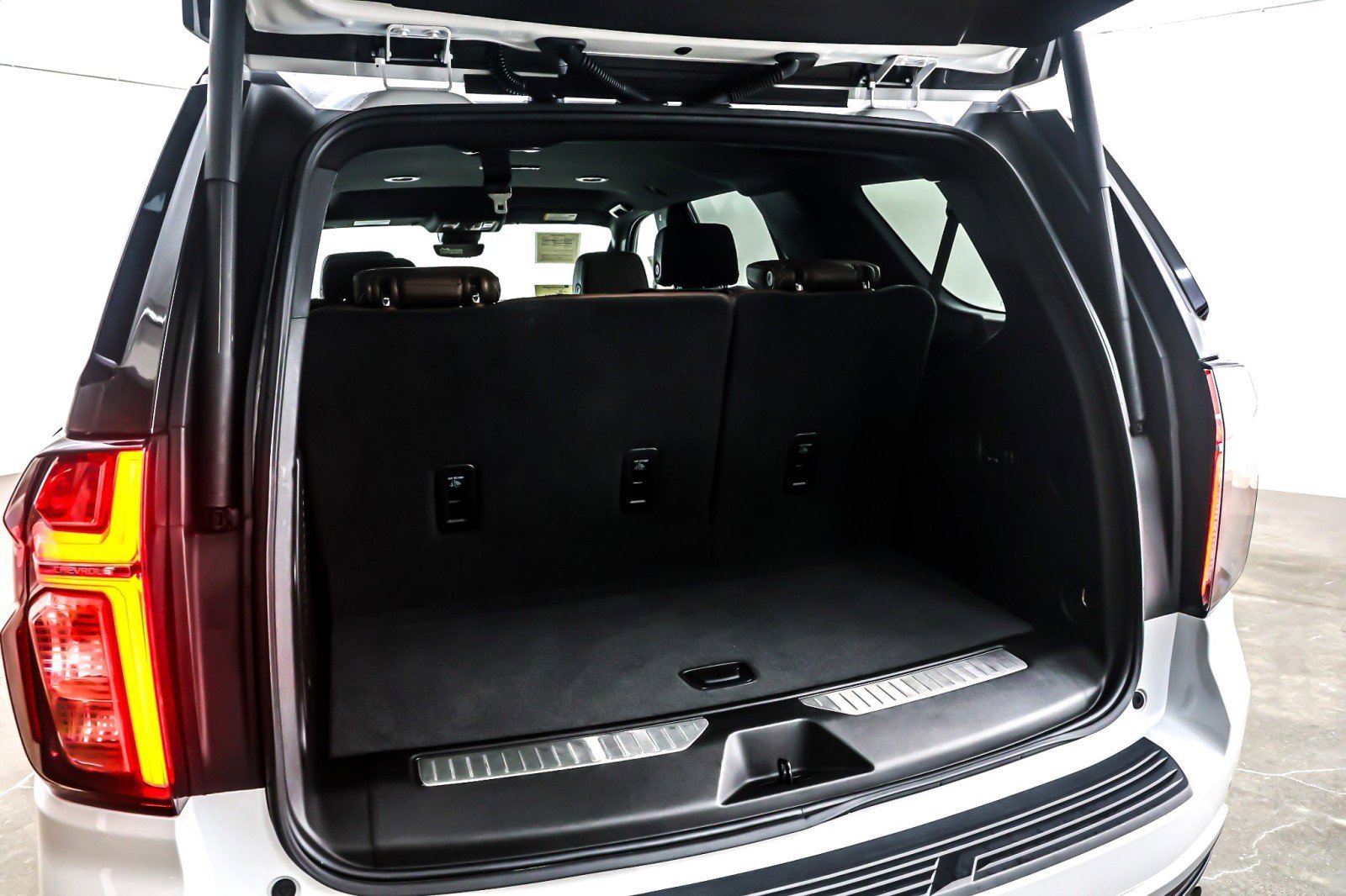 Used 2023 Chevrolet Tahoe High Country image 21