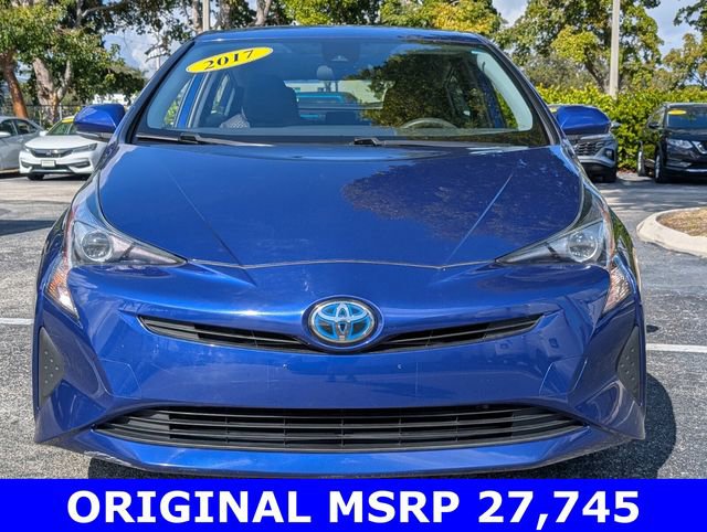 Used 2017 Toyota Prius Four image 2