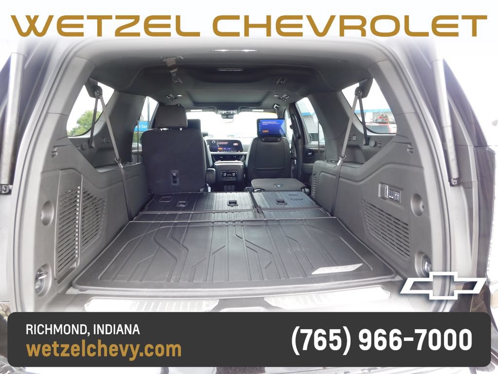 New 2026 Chevrolet Suburban High Country AWD/4WD image 32