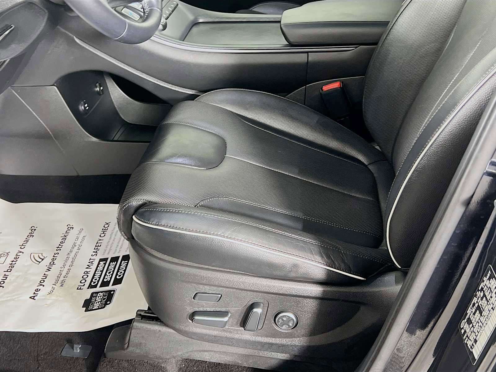 Used 2023 Hyundai Palisade Limited image 18