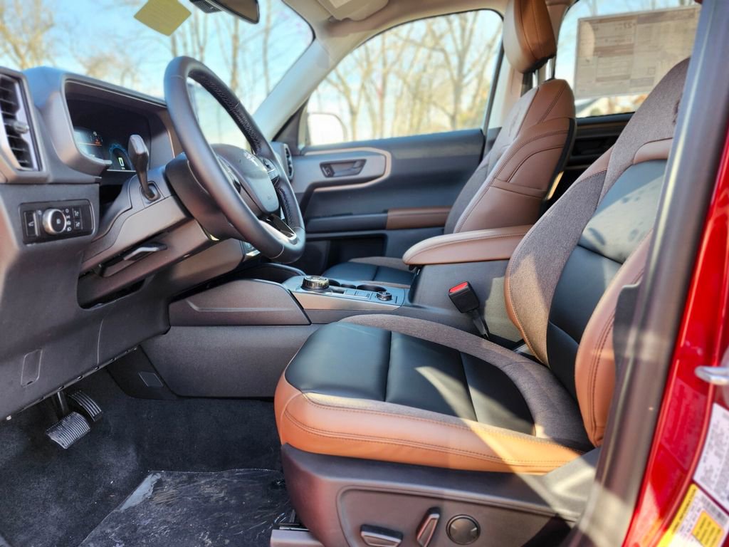 New 2025 Ford Bronco Sport Outer Banks w/ Outer Banks Tech Package+ image 18