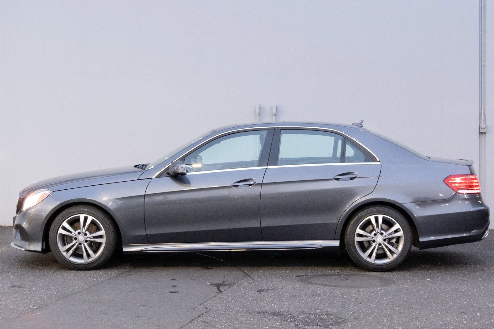 Used 2016 Mercedes-Benz E 350 E 350 image 27