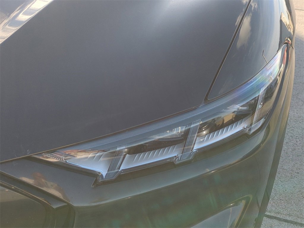 Used 2022 Ford Mustang Mach-E Premium image 10