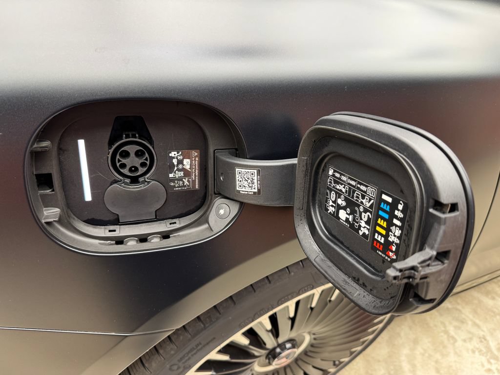 Certified 2024 Mercedes-Benz EQS AMG 4MATIC image 27