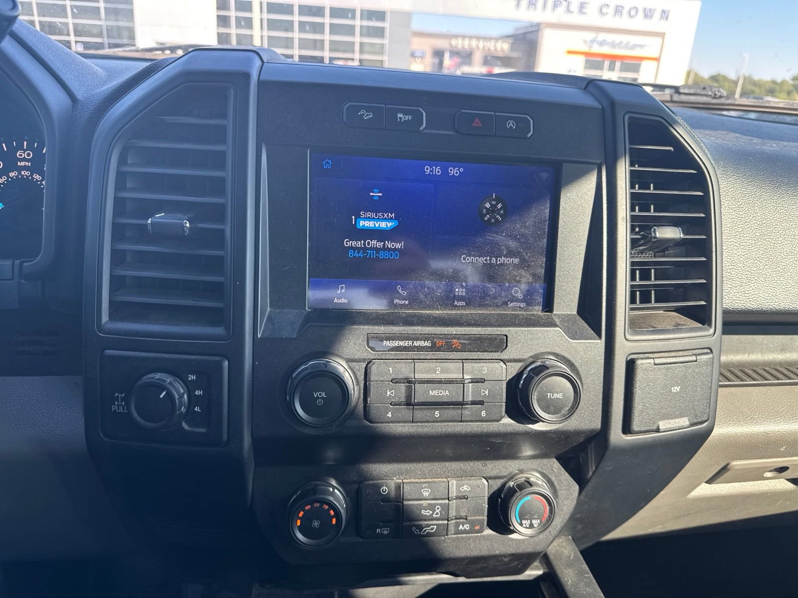 Used 2019 Ford F150 XL w/ Equipment Group 101A Mid AWD/4WD image 12