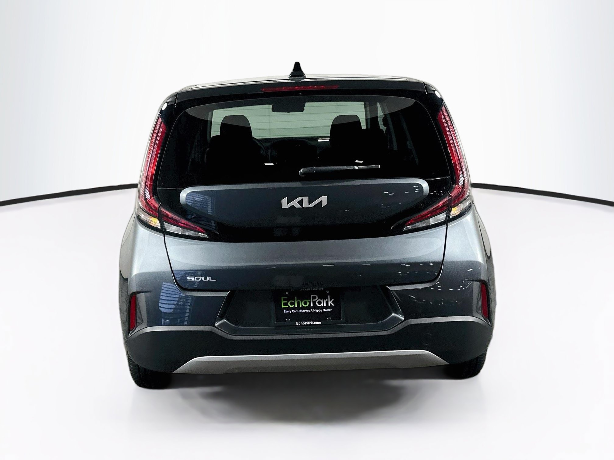 Used 2025 Kia Soul LX w/ LX Technology Package FWD image 7