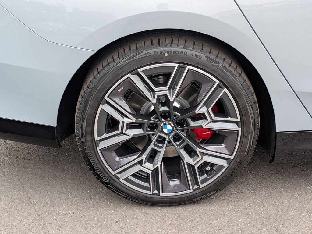 New 2027 BMW i5 eDrive40 w/ M Sport Package RWD image 26