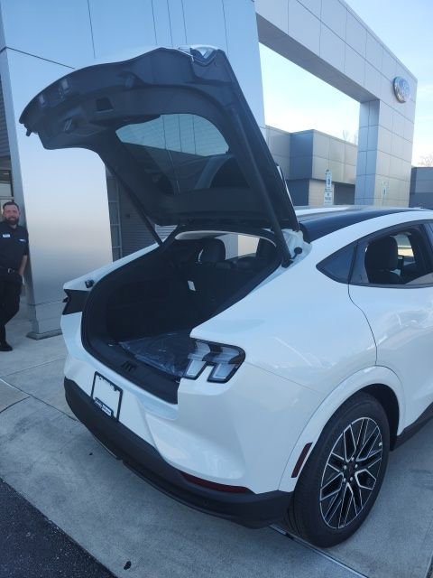 New 2025 Ford Mustang Mach-E Premium image 25