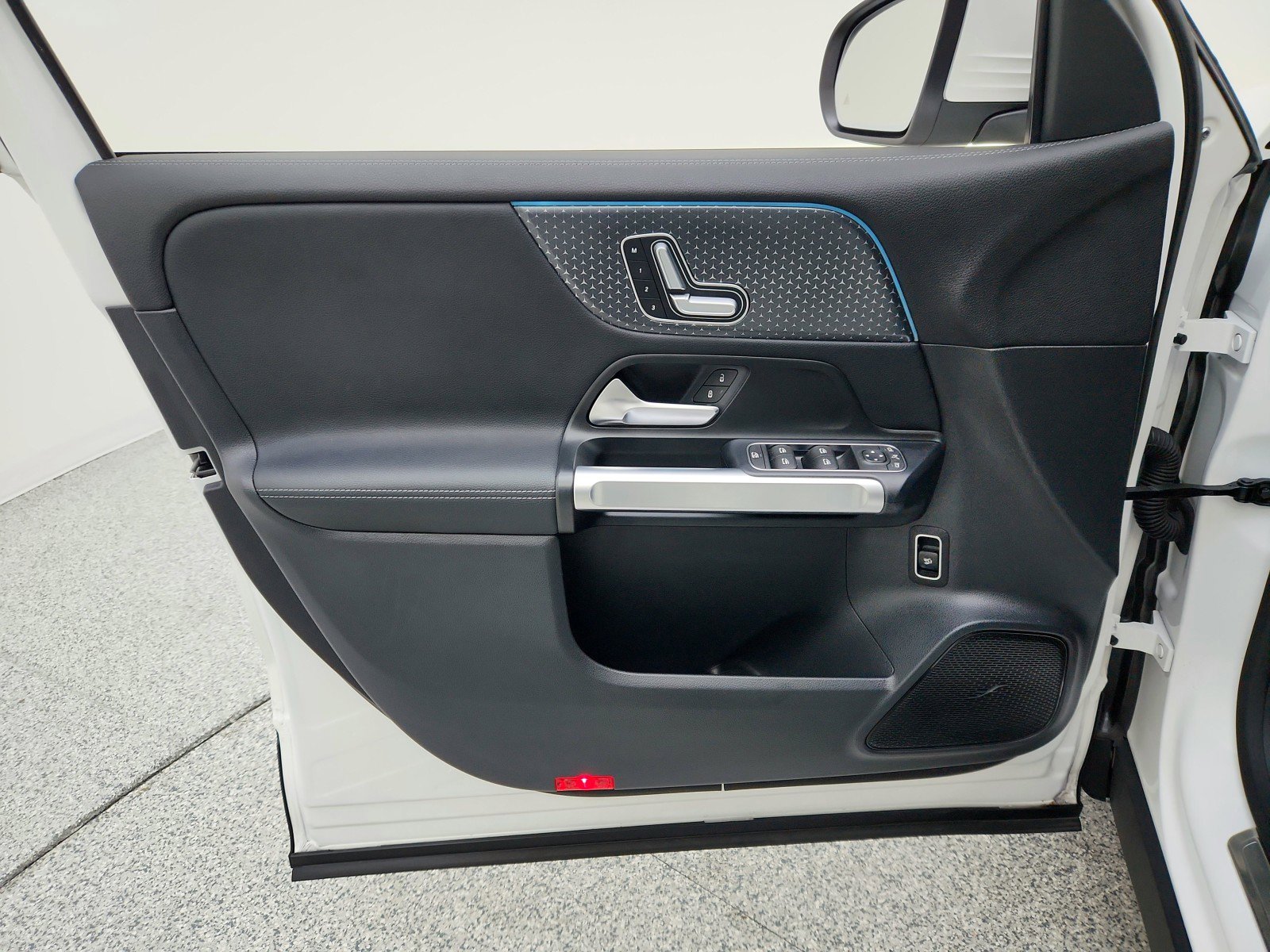 Certified 2024 Mercedes-Benz EQB 250+ image 18