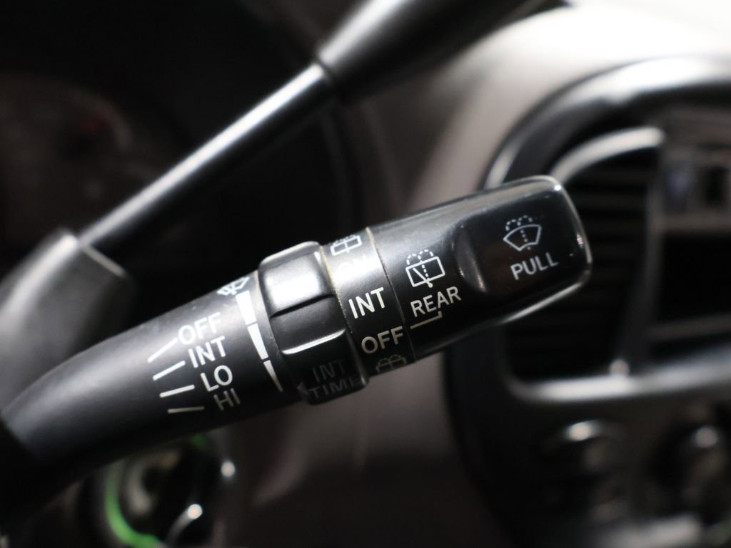 Used 2002 Toyota Sequoia SR5 image 29