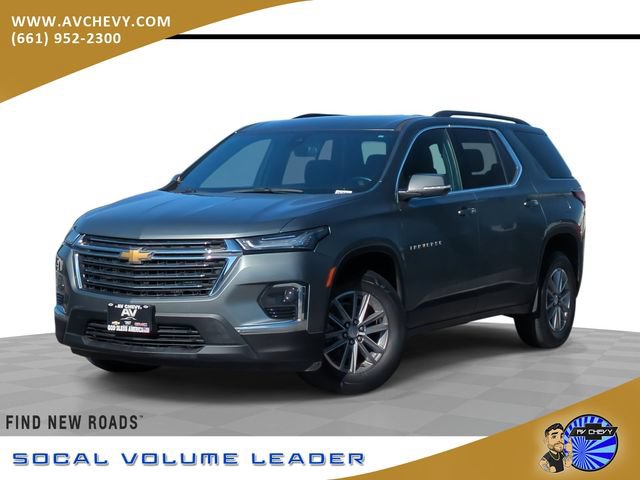 Used 2023 Chevrolet Traverse LT FWD image 1