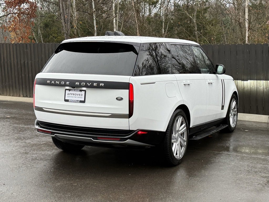 Certified 2023 Land Rover Range Rover SE image 6