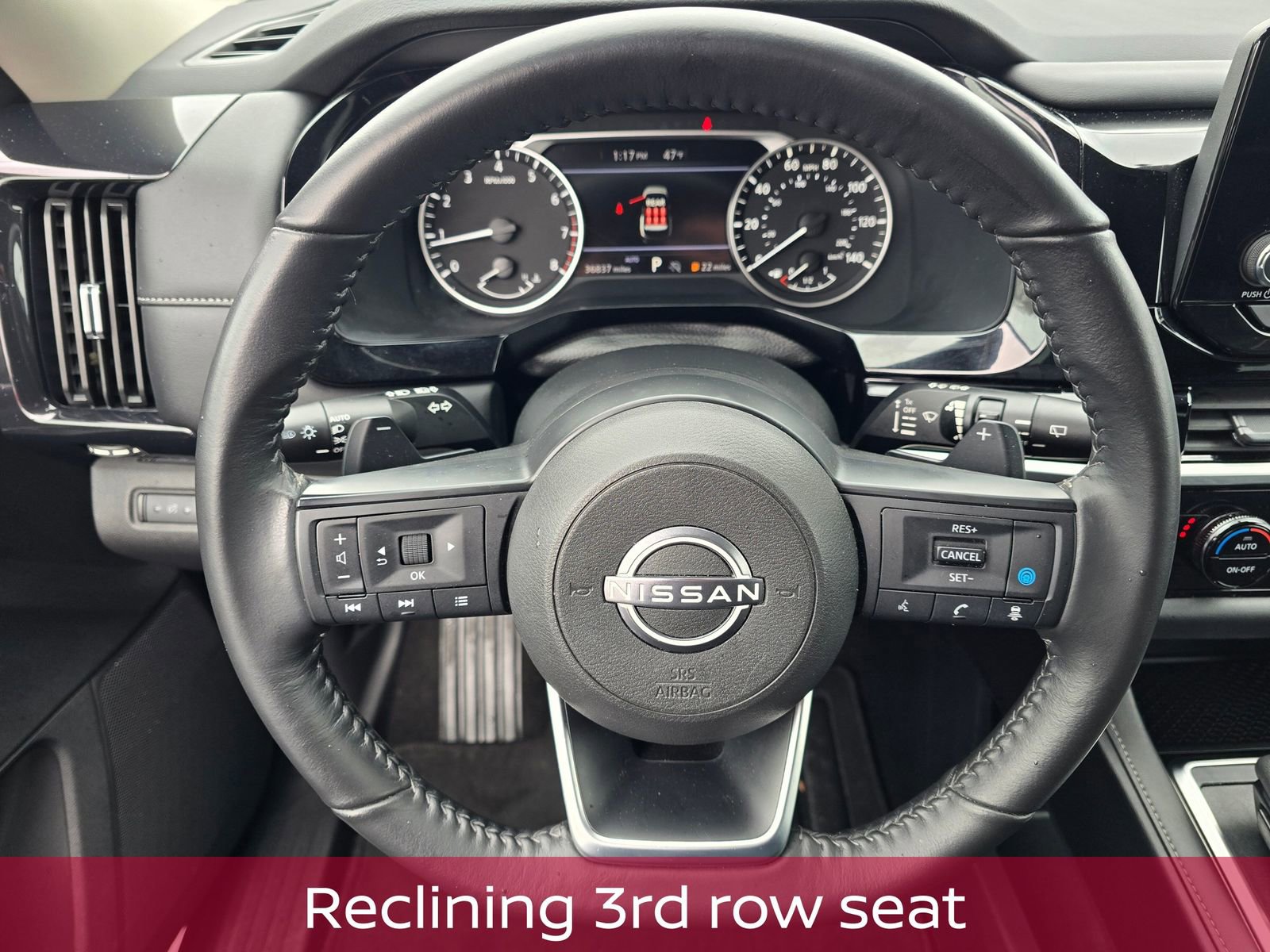 Used 2024 Nissan Pathfinder SV image 20