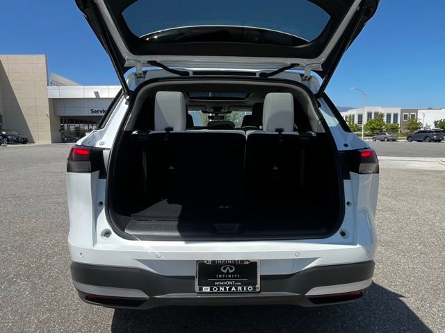 Certified 2026 INFINITI QX60 Luxe w/ Cargo Package FWD image 28