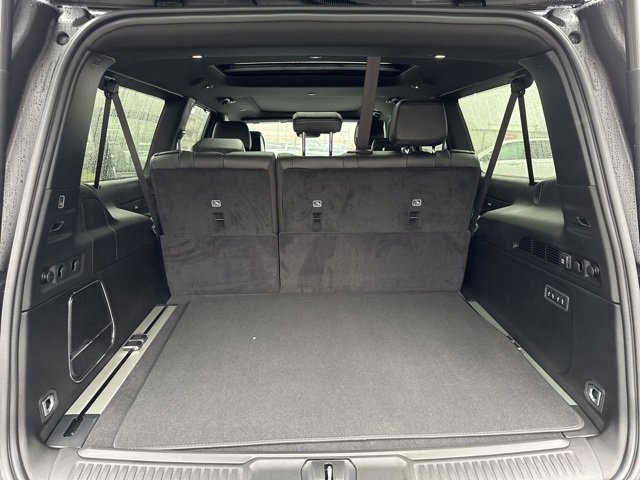 New 2025 Jeep Wagoneer L Series II w/ Convenience Group I image 24