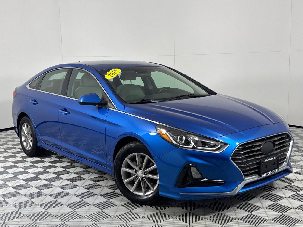Used 2018 Hyundai Sonata SE FWD image 2
