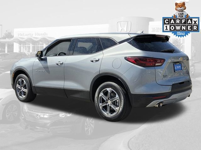 Used 2025 Chevrolet Blazer LT image 3