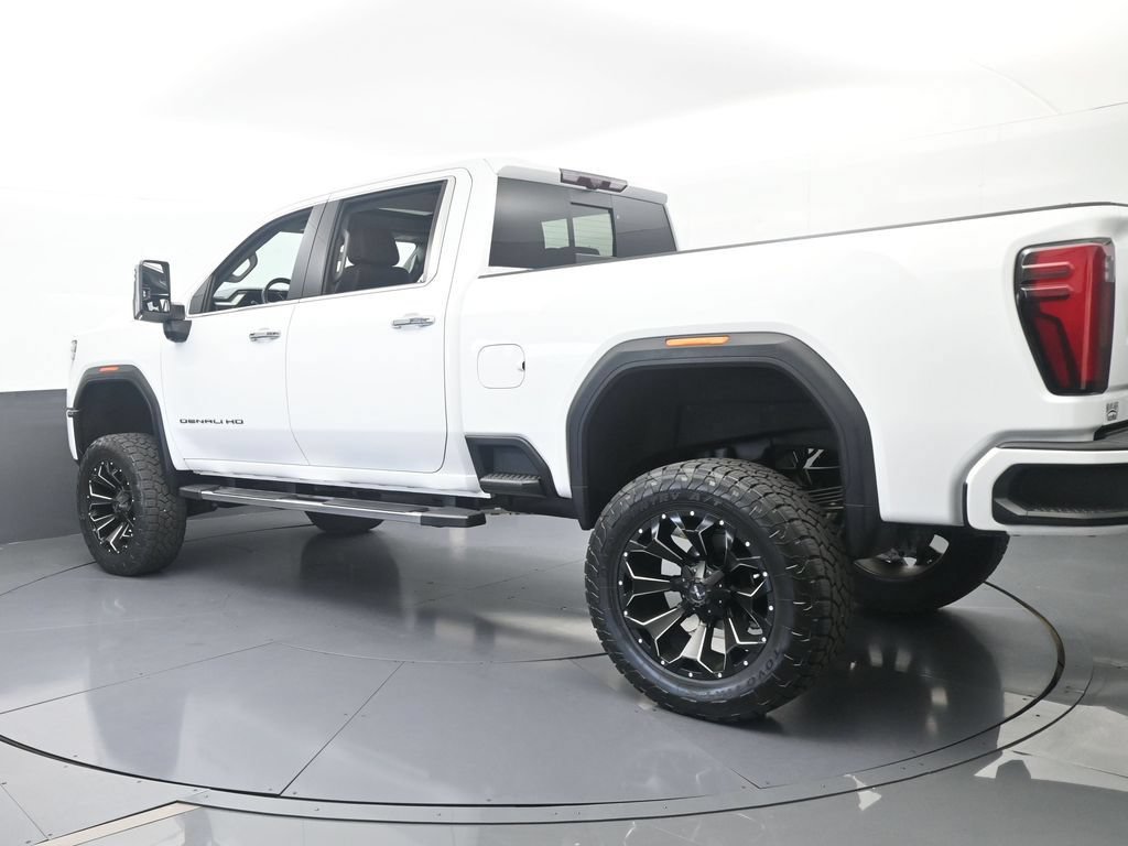 Used 2024 GMC Sierra 2500 Denali w/ Denali Reserve Package AWD/4WD image 4