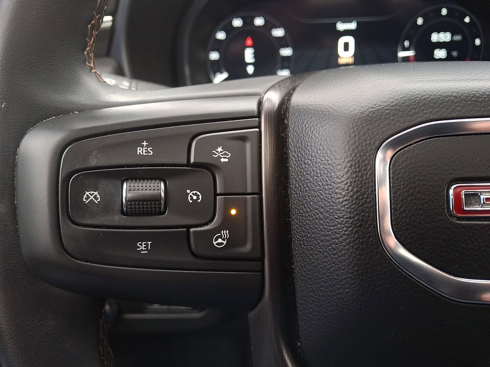 Used 2023 GMC Yukon AT4 w/ LPO, Floor Liner Package AWD/4WD image 23