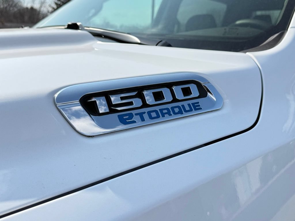 New 2026 RAM 1500 Limited w/ Trailer Tow Group AWD/4WD image 9