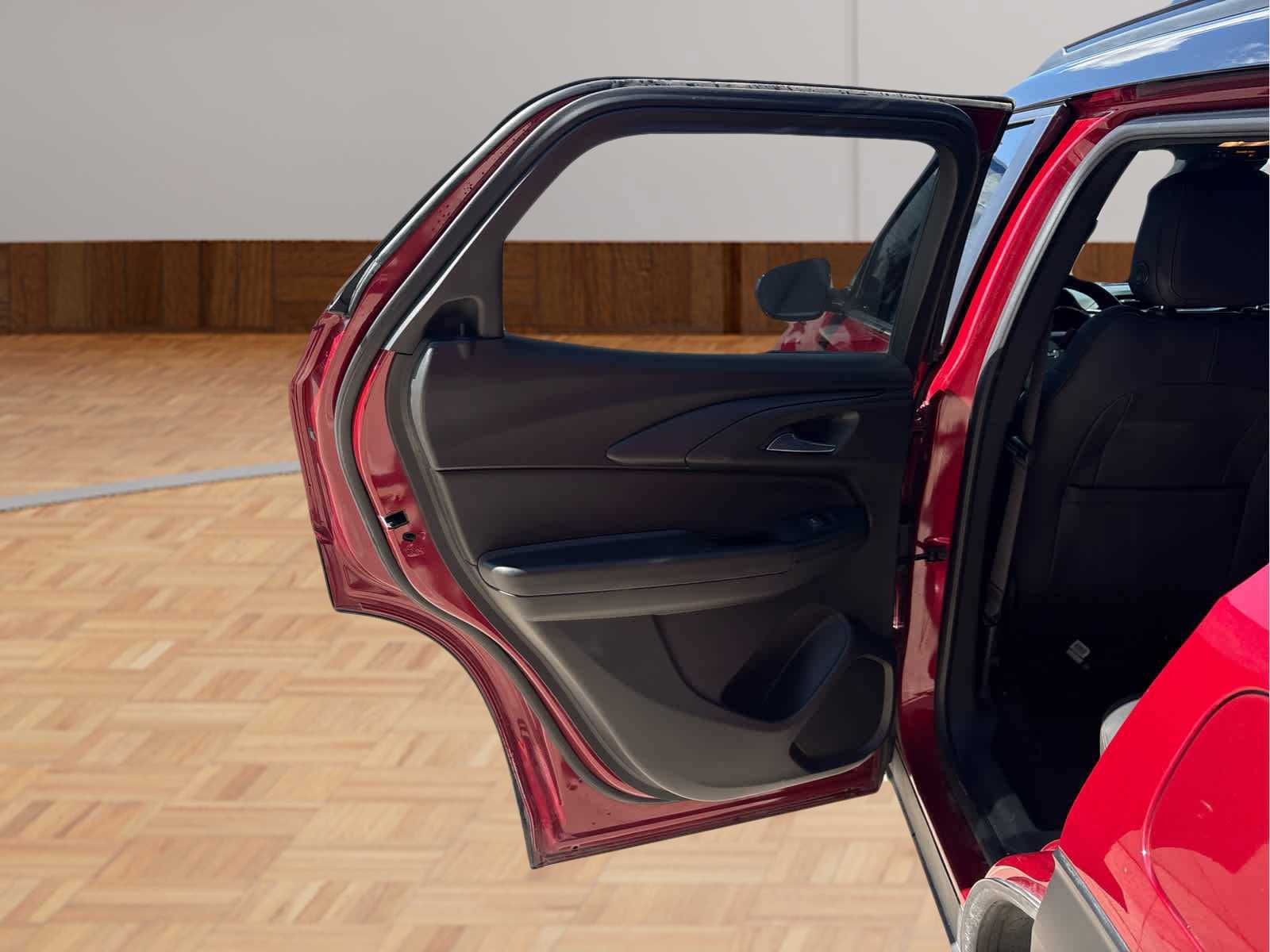 Used 2021 Chevrolet TrailBlazer RS w/ Convenience Package image 11