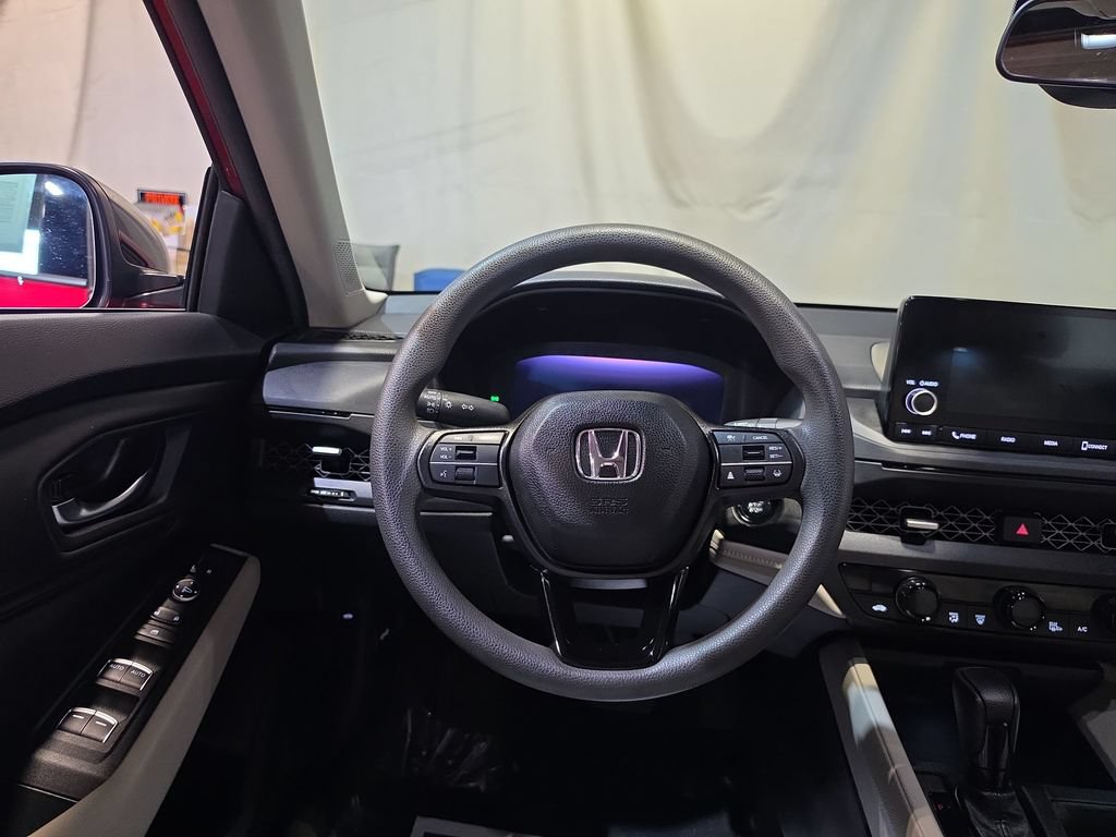 Certified 2025 Honda Accord SE image 11