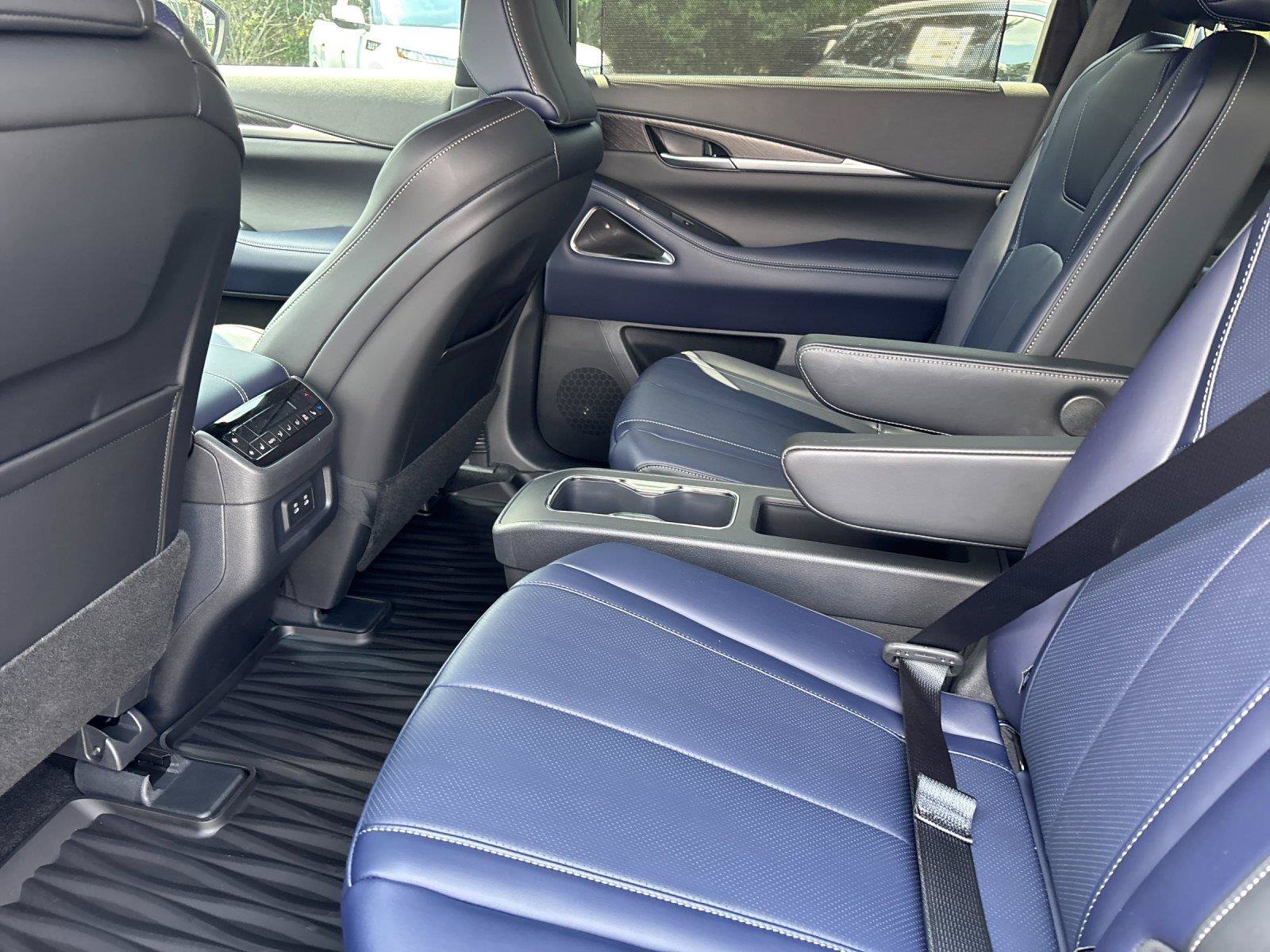 New 2026 INFINITI QX60 Sport w/ Dark Cargo Package AWD/4WD image 33