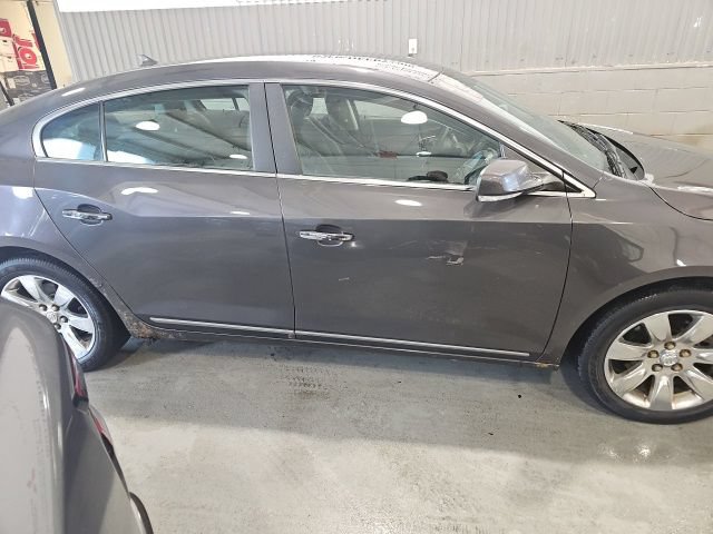 Used 2013 Buick LaCrosse Premium FWD image 2