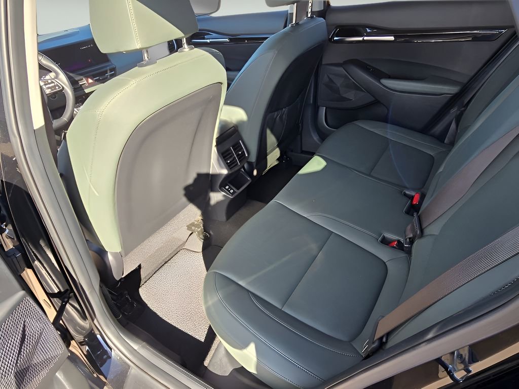 Used 2024 Kia Seltos SX image 12
