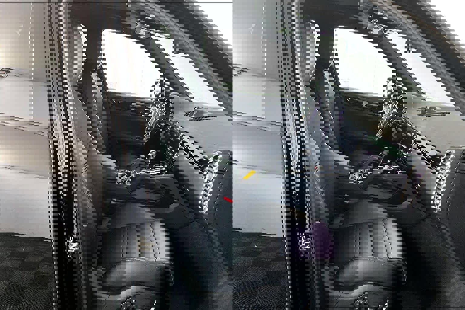 Used 2023 Porsche Cayenne image 8