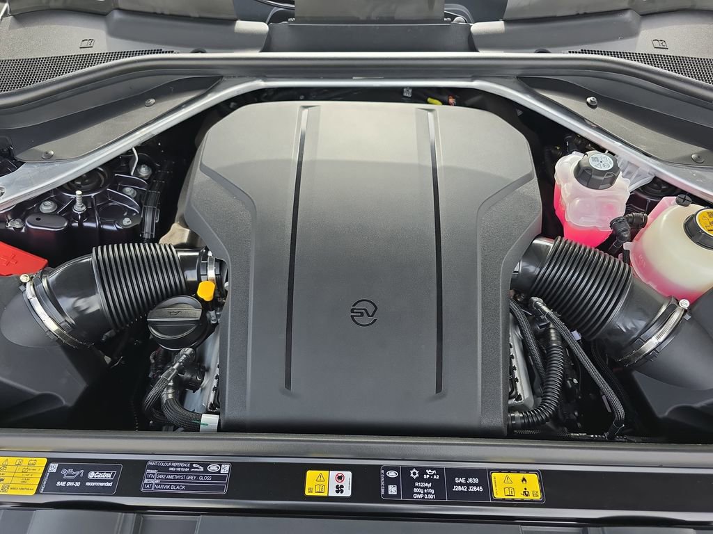 New 2026 Land Rover Range Rover Sport SV image 32