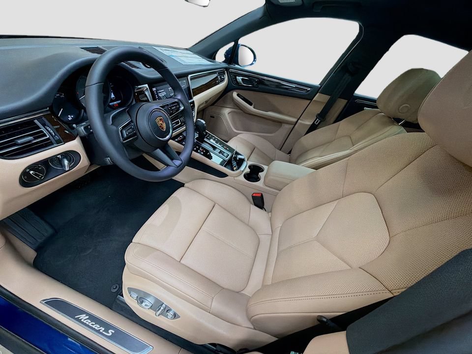 New 2026 Porsche Macan S AWD/4WD image 5
