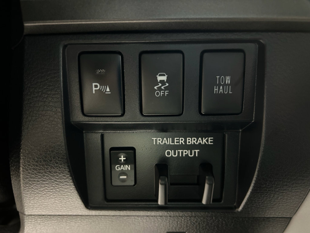Used 2019 Toyota Tundra SR5 w/ TRD Sport Package AWD/4WD image 15