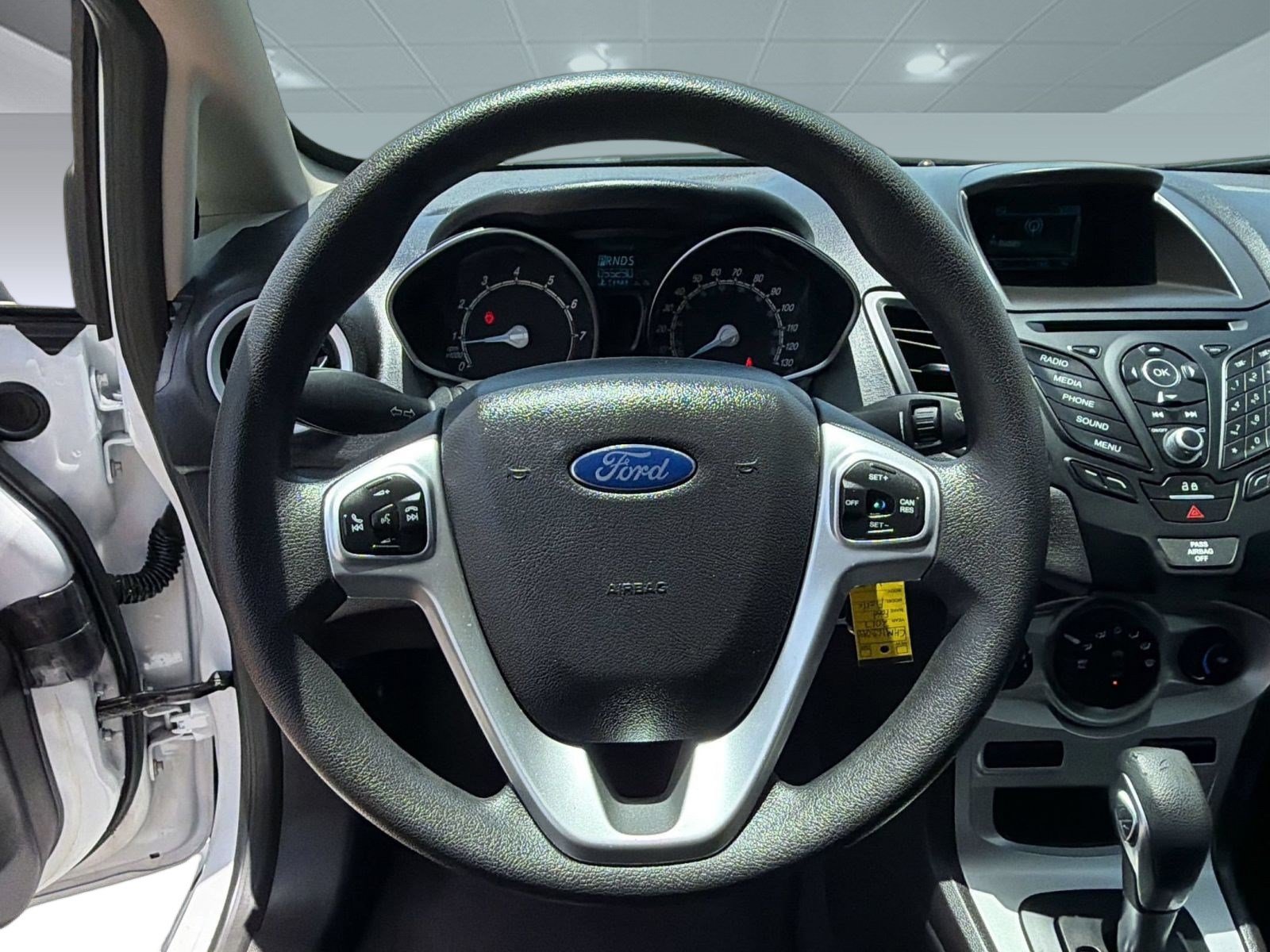 Used 2017 Ford Fiesta SE FWD image 16