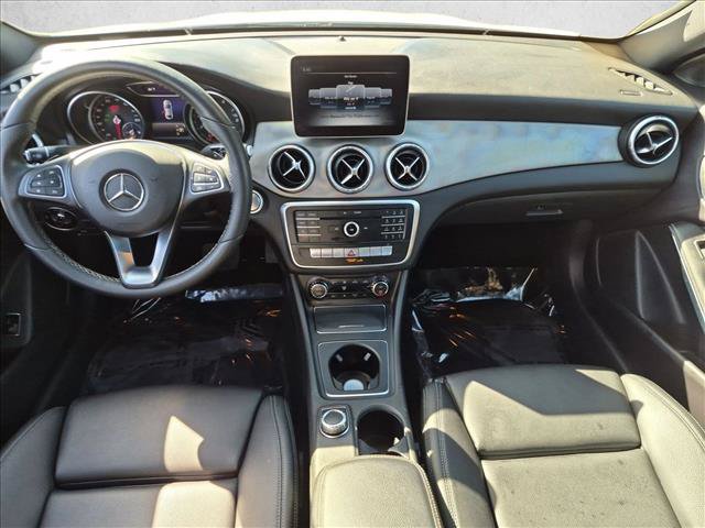 Used 2018 Mercedes-Benz CLA 250 image 17